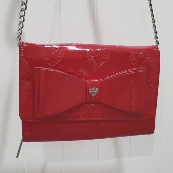 Betsey Johnson Xodani Crossbody Red  Bow Wallet Purse, Nwot - Picture 1 of 12